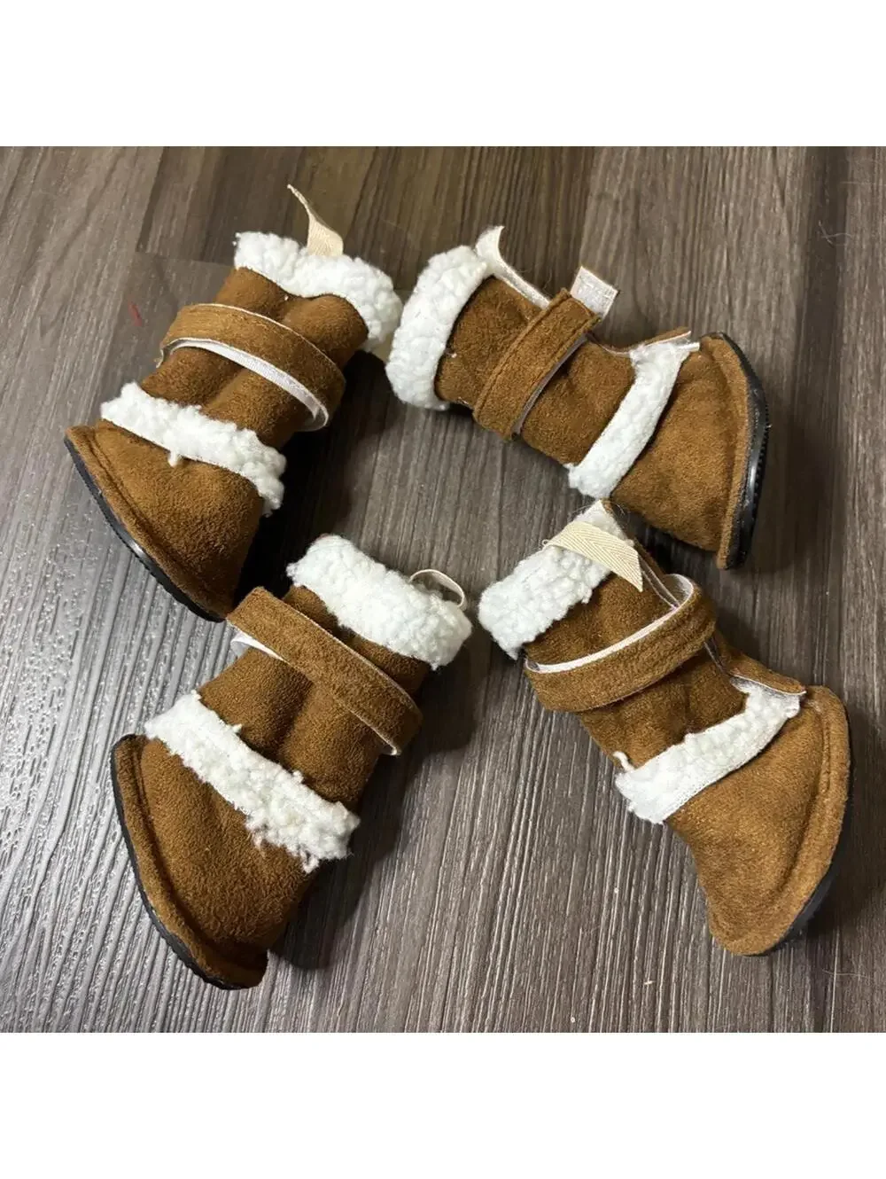 Hugs Pet Products Dog Boots Shoes Moccasins Style Boots For Pet Size 4 Medium